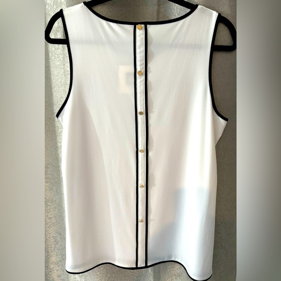 Anne Klein Tops - Ann Klein White w/Navy Trim Sleeveless Blouse w/Gold Back Button Detail. Size M.